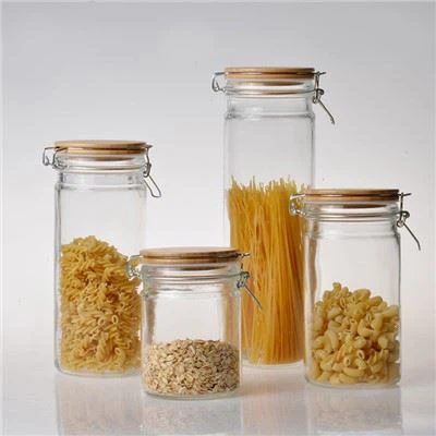 Hermetički zatvorene staklene posude s poklopcima Set