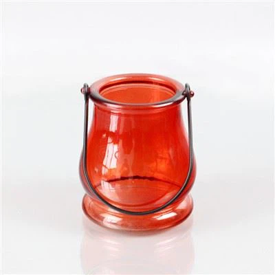 Svijećnjak u boji s ručkom