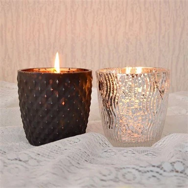 Srebrni stakleni svijećnjaci