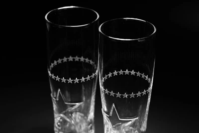 ZGS Glass redefinira industrijske standarde naprednim laserskim bušenjem za s...